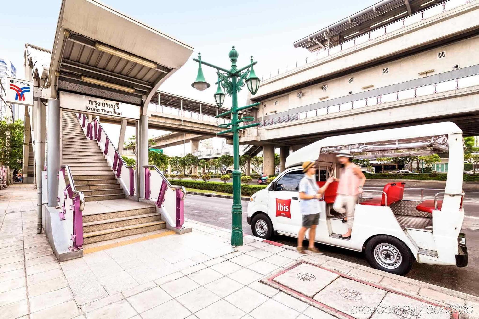 酒店 Ibis Riverside 3*